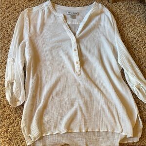Tommy Bahama Women's White Button-Up Top
